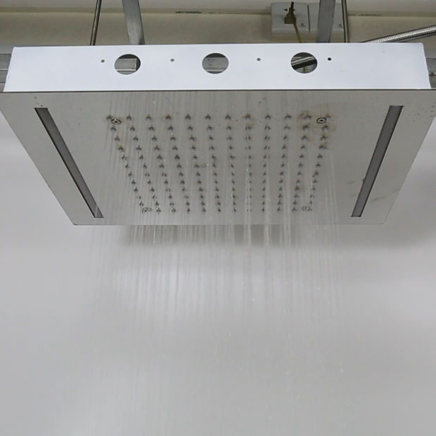 20 Inch 360*500mm LED Light Walk in Shower Enclosures